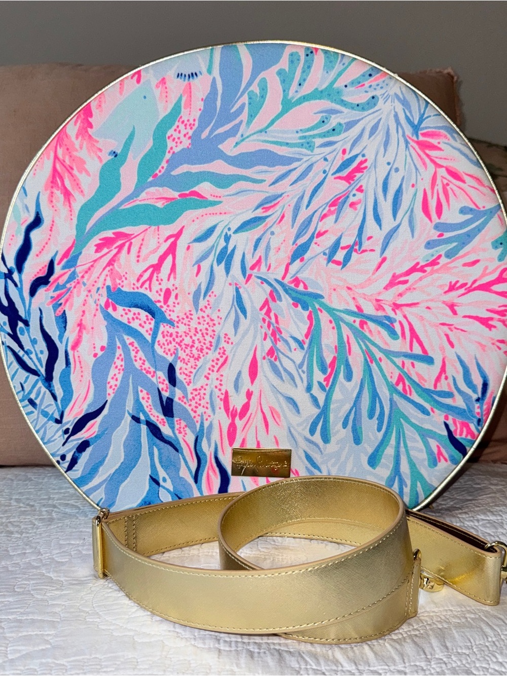 Lilly Pulitzer HAT BOX-Round Crossbody Bag in Pink, Blue, Aqua & Gold